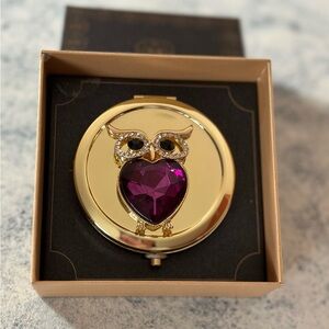 Cute Monet Owl compact